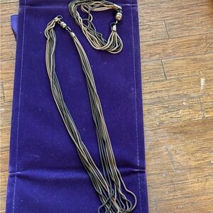 Multi-Strand chic/gold Necklace and bracelet set - Black and Gold